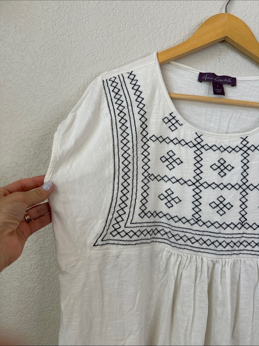 Gloria Vanderbilt Peasant Tunic Top Embroidered Blue White size Womens Large - Picture 5 of 11